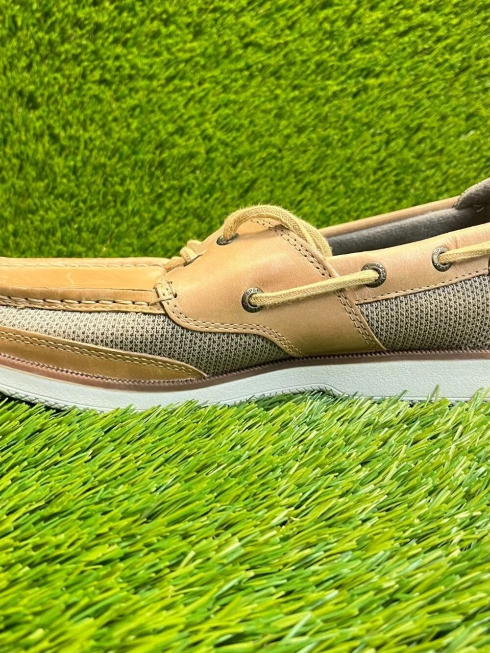 Sperry‎ Surveyo 2-Eye Mens Size 8 Brown White Casual Classic Leather Boat Shoes